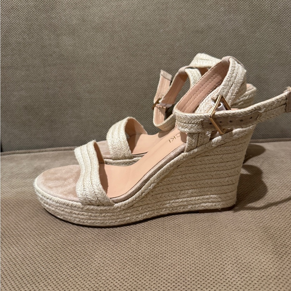 Wedge Espadrille Sandals in Cream